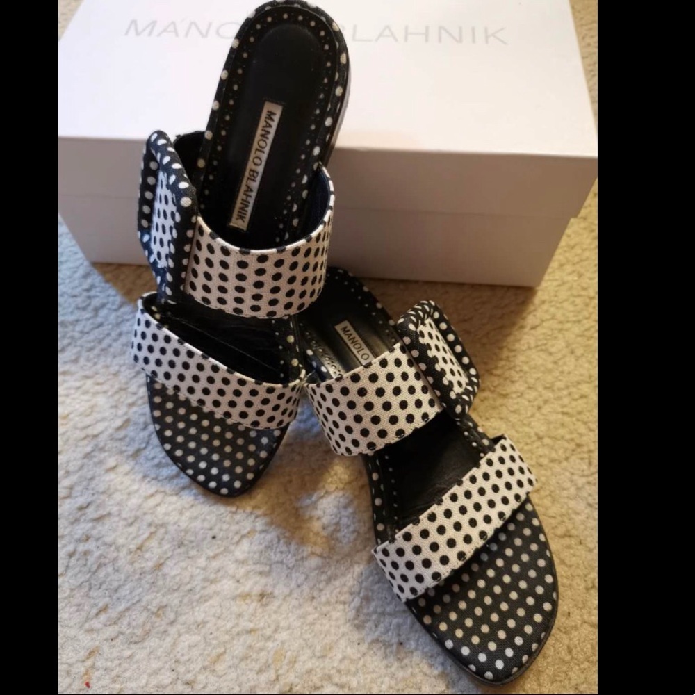 Manolo Blahnik  polka-Dot Flat Sandals